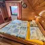 Apartmaji Apartman *