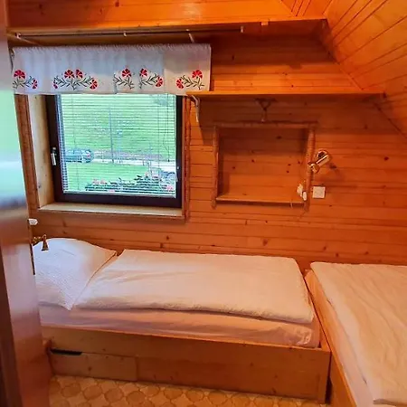Apartmaji Apartman *